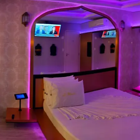 Motel Le Monde (Adults Only)-3